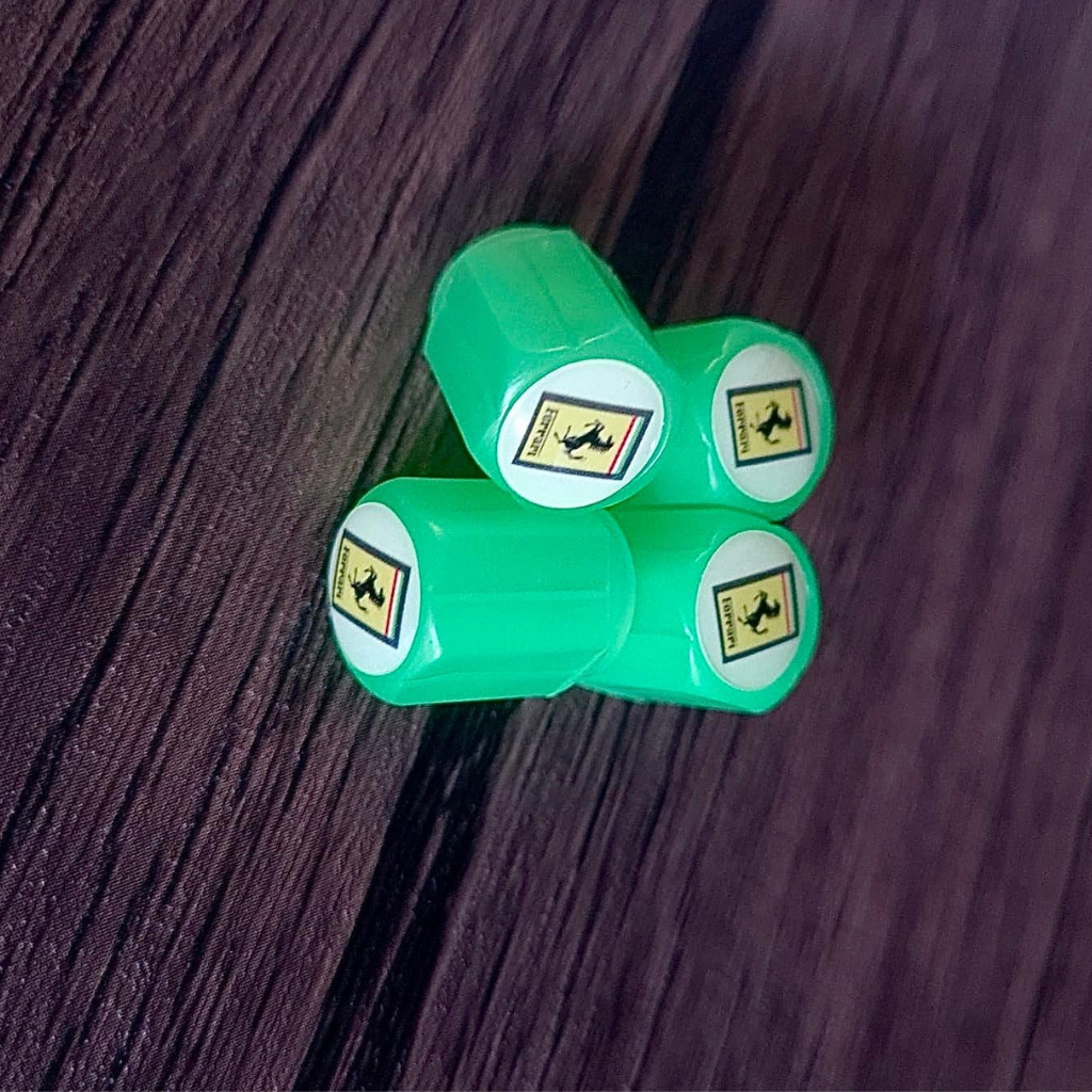 4 Darabos Világító Szelepsapka Készlet