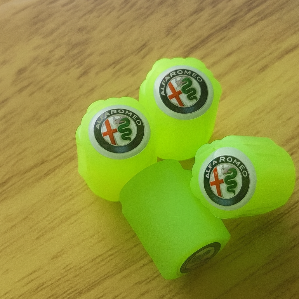 4 Darabos Világító Szelepsapka Készlet