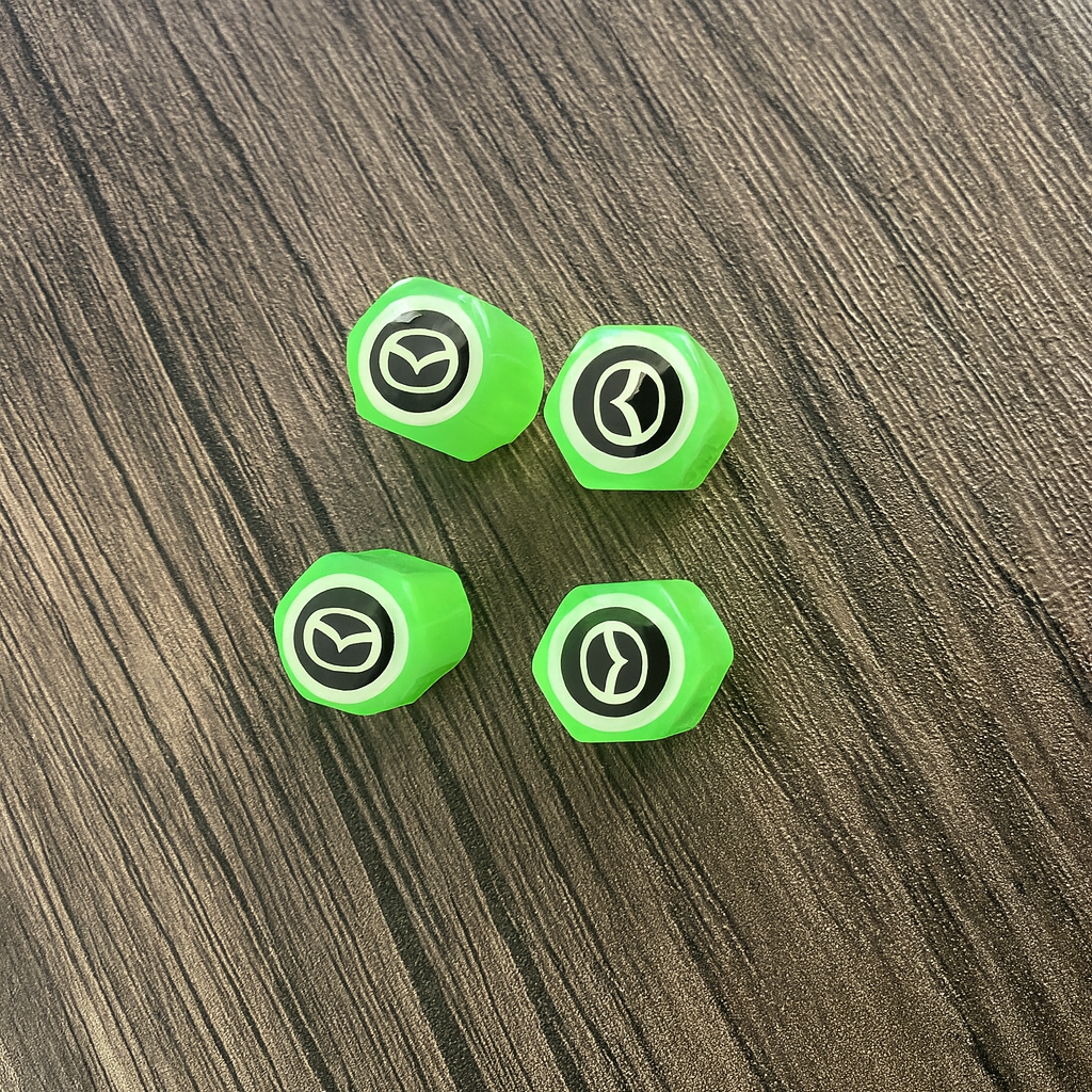 4 Darabos Világító Szelepsapka Készlet