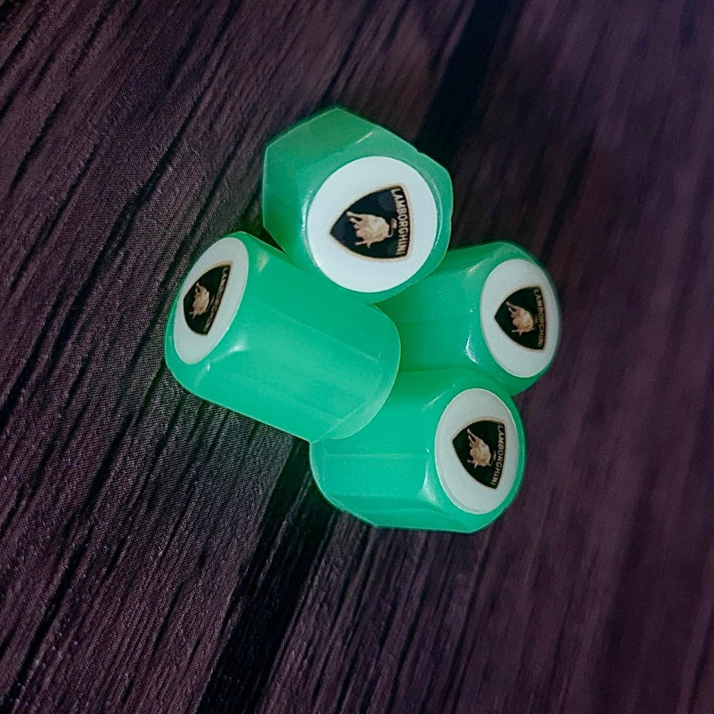 4 Darabos Világító Szelepsapka Készlet