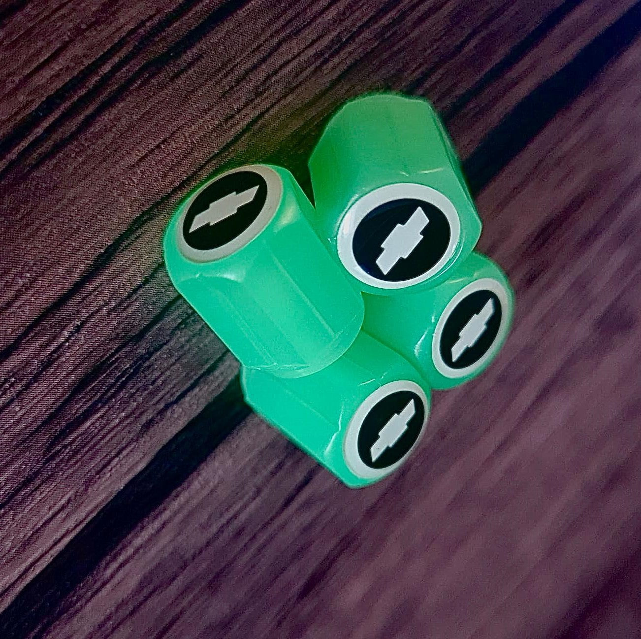 4 Darabos Világító Szelepsapka Készlet